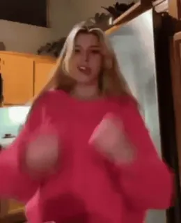 🥳 9f769fe7 vrouw, dansen, roze, blond, meisje, binnen, keuken telegram sticker