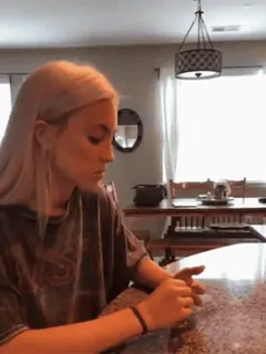 😒 66032e8e telegram sticker