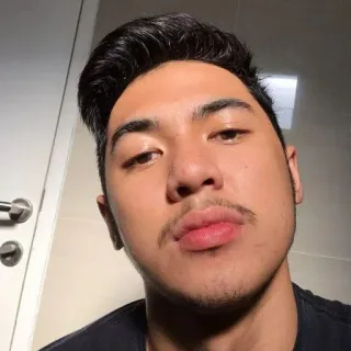 🚬 97074b17 mężczyzna, portret, selfie, twarz, osoba telegram sticker