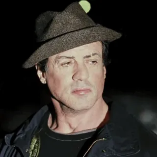 🌑 0223b91e Sylvester Stallone acteur, portret, man, hoed, Stallone telegram sticker