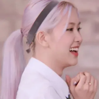 🧸 1b6738d8 人物, 女性, 笑顔, 陽気, ポートレート telegram sticker