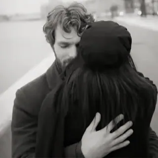 ❄️ b4a60ed6 Umarmung, Zuneigung, Liebe, Umarmung, Paar, Beziehung telegram sticker