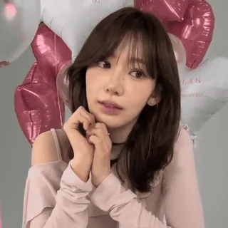 🐽 0c54eab1 persona, donna, palloncini, ritratto, selfie telegram sticker