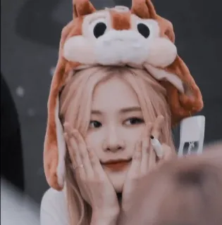 🌸 30dd5d44 wanita, imut, rambut pink, topi telegram sticker