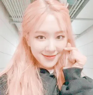 🌸 e448bebd wanita, potret, senyum, rambut, wajah telegram sticker