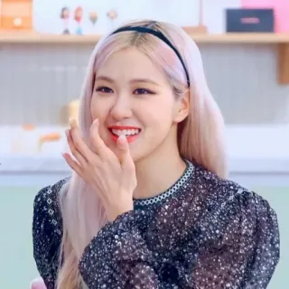 🌸 f155d2fb Rosé Rosé, penyanyi, K-pop, Blackpink, selebriti, wanita, potret telegram sticker