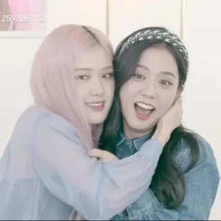 💓 2ac22196 ポートレート, 女性, 友達, 笑顔, 幸せ, 一緒, カジュアル telegram sticker