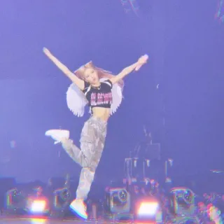 🍡 c394cd8c femme, personne, concert, performance, scène, musique telegram sticker