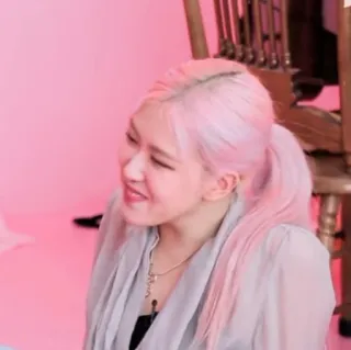 🌷 a7179642 사람, 여자, 핑크 머리, 인물 사진 telegram sticker