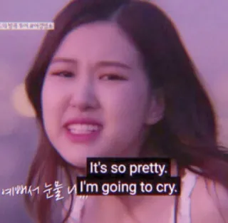 💗 a6e94b3e It's so pretty. I'm going to cry. huilen, verdrietig, mooi, emotioneel telegram sticker