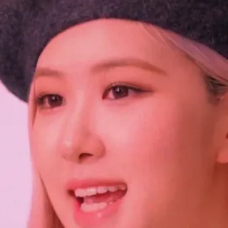 🤐 2e59862a Frau, Person, Porträt, Gesicht, Beret whatsapp sticker