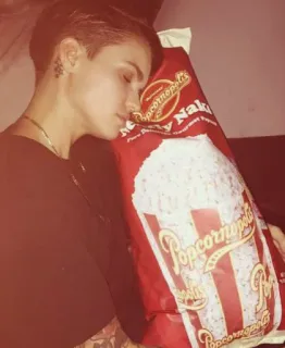 😴 bbed1921 Popcornopolis popcorn, jedzenie, przekąska, Popcornopolis, popcorn gourmet telegram sticker