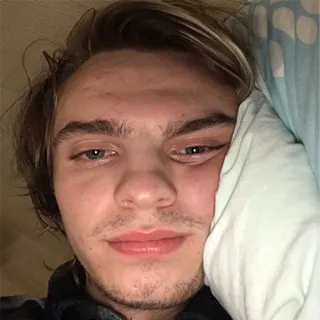 😴 7c653b2b 人物, 自撮り, ポートレート, 顔, 男性 telegram sticker