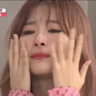 🍒 834d3324 chorando, triste, mulher, emoção, lágrimas, chateada whatsapp sticker