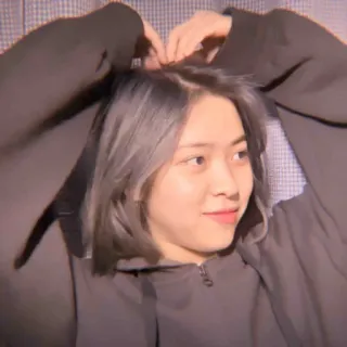 🪐 2b45b109 Koreaans, Idool, vrouw, hart, meisje telegram sticker