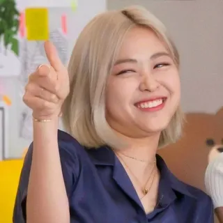 🤩 8a87cda3 ผู้หญิง, ยิ้ม, ยกนิ้วโป้ง, คน, ภาพเหมือน telegram sticker