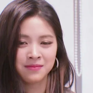 😌 b0bc9e26 ผู้หญิง, ภาพเหมือน, ใบหน้า, เกาหลี, เอเชีย, ความงาม telegram sticker