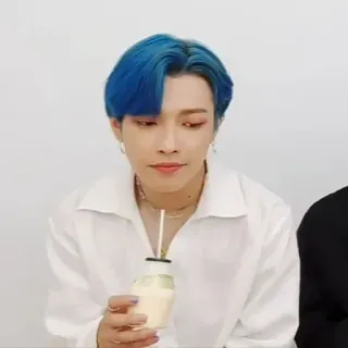 ⛈ d9d783b9 telegram sticker