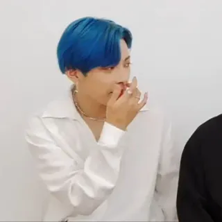 ⛈ efea9f8a telegram sticker