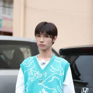 🙁 37afe48b telegram sticker