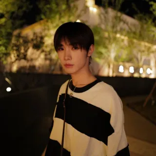 🙂 b2f5bcb5 ผู้ชาย, ภาพเหมือน, บุคคล, หนุ่ม, แฟชั่น, สไตล์ telegram sticker