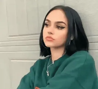 🔹 fac89711 woman, girl, portrait, young adult, person, beauty, makeup telegram sticker