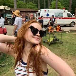 🌹 c669513a DIAL 911 ambulanza, emergenza, scena, luogo telegram sticker