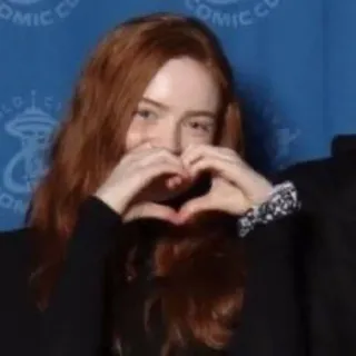 🤍 fda8c583 donna, cuore, amore, persone, ritratto, capelli rossi telegram sticker