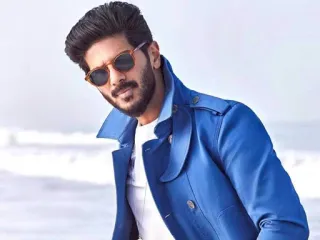 ❤️ 05f042a9 ผู้ชาย, ภาพบุคคล, เสื้อแจ็คเก็ตสีน้ำเงิน, แว่นกันแดด, ทะเล, นักแสดง telegram sticker