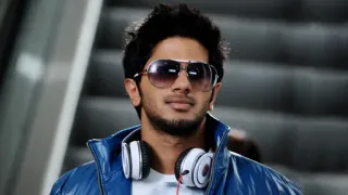 ❤️ e788ebf8 Dulquer Salmaan นักแสดงอินเดีย, คนดัง, ภาพเหมือน, Dulquer Salmaan telegram sticker
