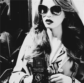 😎 21fcc30d ผู้หญิง, กล้อง, ภาพเหมือน, วินเทจ, ภาพถ่าย, แว่นกันแดด telegram sticker