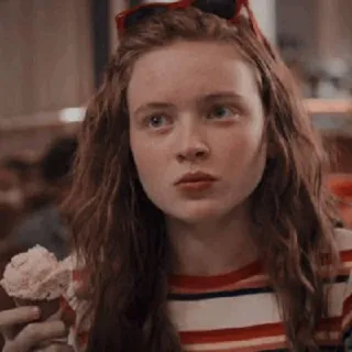 🥕 cb4e13a6 Max Mayfield Stranger Things マックス・メイフィールド, ストレンジャーシングス, アイスクリーム, 赤い髪, ティーン, ポートレート telegram sticker