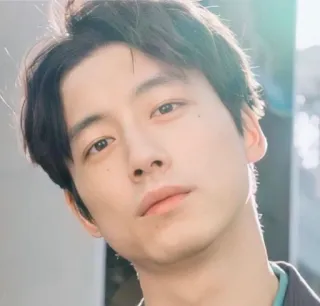 😳 ad141b31 мужчина, портрет, лицо, человек, актер, красивый telegram sticker