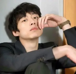 🤔 c0e4643c мужчина, портрет, человек, актер, костюм, молодой telegram sticker