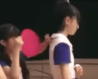 🌬 14ab730b bambini, divisa scolastica, cuore, ragazza whatsapp sticker