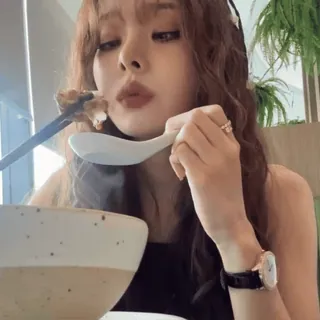 ⏳ 7b055202 whatsapp sticker