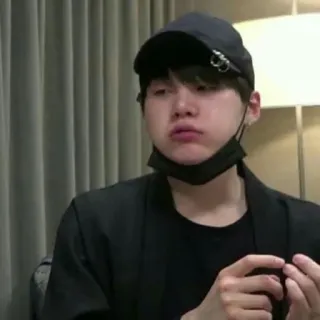 🍪 0b108fd3 Suga K-pop, BTS, Min Yoongi, penyanyi, selebriti whatsapp sticker