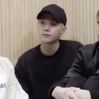 🍪 4c017011 Suga kpop, penyanyi, selebriti, min yoongi, bts whatsapp sticker