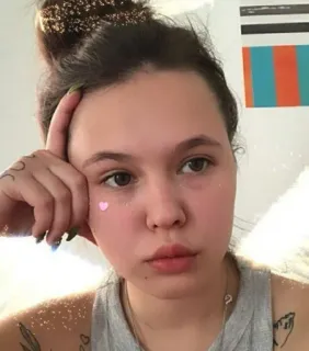 🌟 415b0cc6 portret, kobieta, selfie, filtr brokatowy, twarz telegram sticker