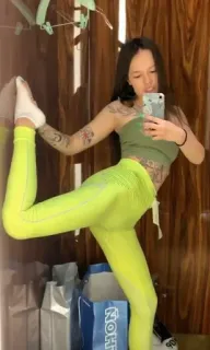 самка от таджички :: @fStikBot whatsapp stickers