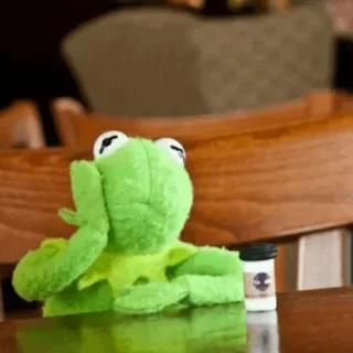 🐸 bef70485 Kermit the Frog Кермит, лягушка, марионетка, мем, кофе, думающий, задумчивый telegram sticker