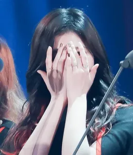 🙈 23ca59a4 mulher, mãos, rosto, escondido, retrato, pessoa telegram sticker