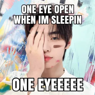 👁 77c2f3b0 ONE EYE OPEN WHEN IM SLEEPIN ONE EYEEEEE ミーム, 睡眠, 隻眼, 面白い telegram sticker