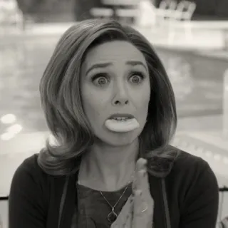 👏 845330ff Wanda Maximoff WandaVision Wanda Maximoff, WandaVision, Elizabeth Olsen, Marvel, hài hước, biểu cảm, ngớ ngẩn telegram sticker