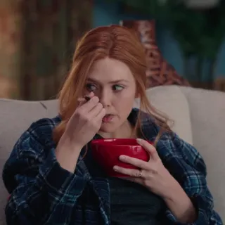 🥄 abf69b73 Wanda Maximoff WandaVision Wanda, Phù Thủy Đỏ, Marvel, WandaVision, siêu anh hùng, Elizabeth Olsen, truyền hình telegram sticker