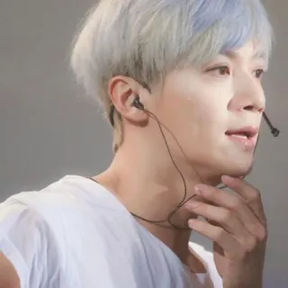 🤔 929e5ad6 telegram sticker