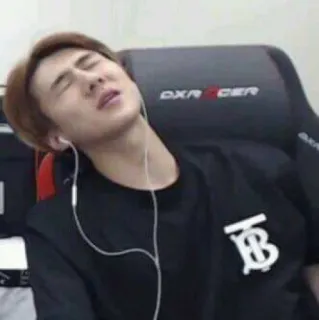 👑 2b20e3f5 telegram sticker