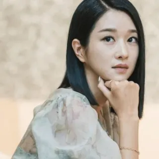 😌 26c0bec4 Seo Yea-ji actrice coréenne, Seo Yeaji, célébrité coréenne, actrice, portrait, femme telegram sticker