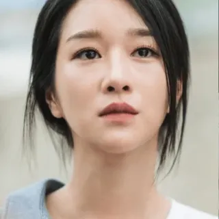 😭 d867f2b4 femme, portrait, visage, actrice, coréenne telegram sticker