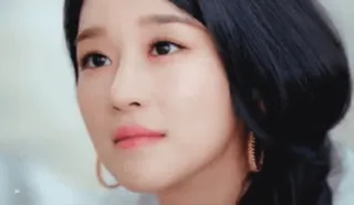 😐 1d69b428 女性, 韓国, 女優, 顔, 美人, ポートレート whatsapp sticker